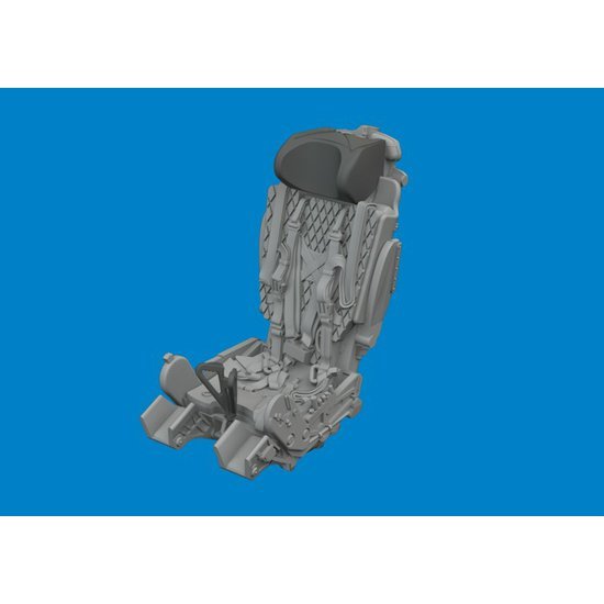 EDB672418.jpg