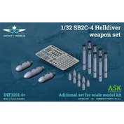 1:32 SB2C-4 Helldiver weapon set (bomb and rockets)