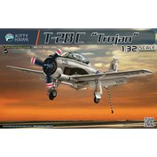 Kitty Hawk 1:32 T-28C Trojan