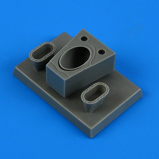 QBT32274.jpg