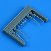 QBT35008.jpg