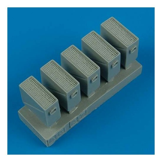 QBT48296.jpg