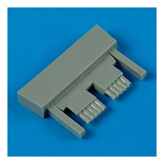 QBT48424.jpg