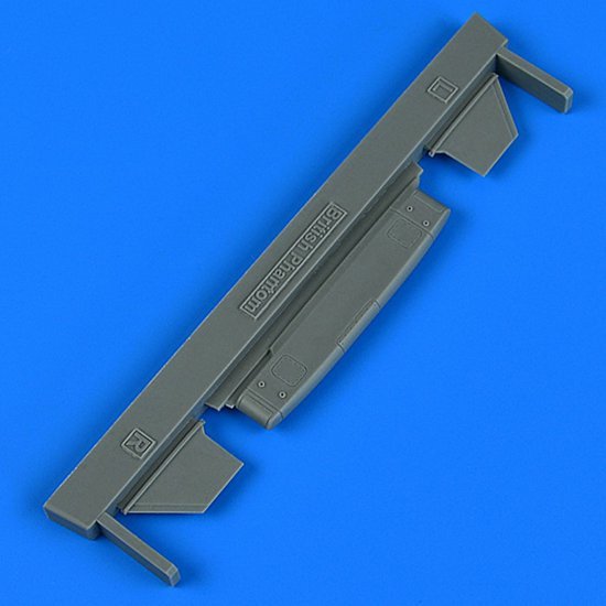 QBT48939.jpg